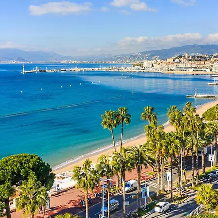 Sea View Flat With Car Park Boarder Cannes Apartment